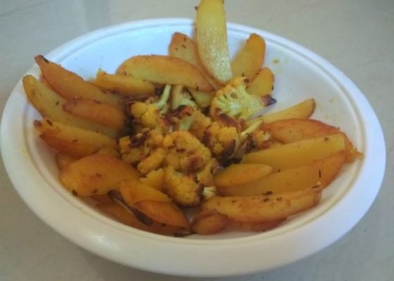 Fried Potatoes And Cauliflower, Aloo Gobi (Cobi) Bhujia