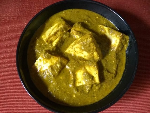 Paneer Hyderabadi With Green Gravy