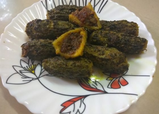 Stuffed Baby Bitter Gourd (Karela Bharwa)