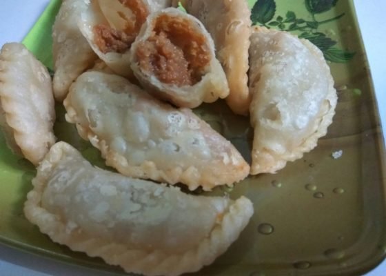 Mava Karanji (Gujiya)