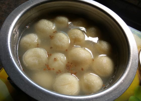 Rava (Suji) Rasgulla