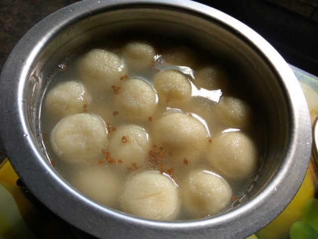 Rava Rasgulla