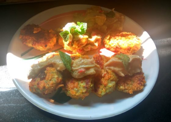 Aloo Tikki With Amrud Ki Chutney