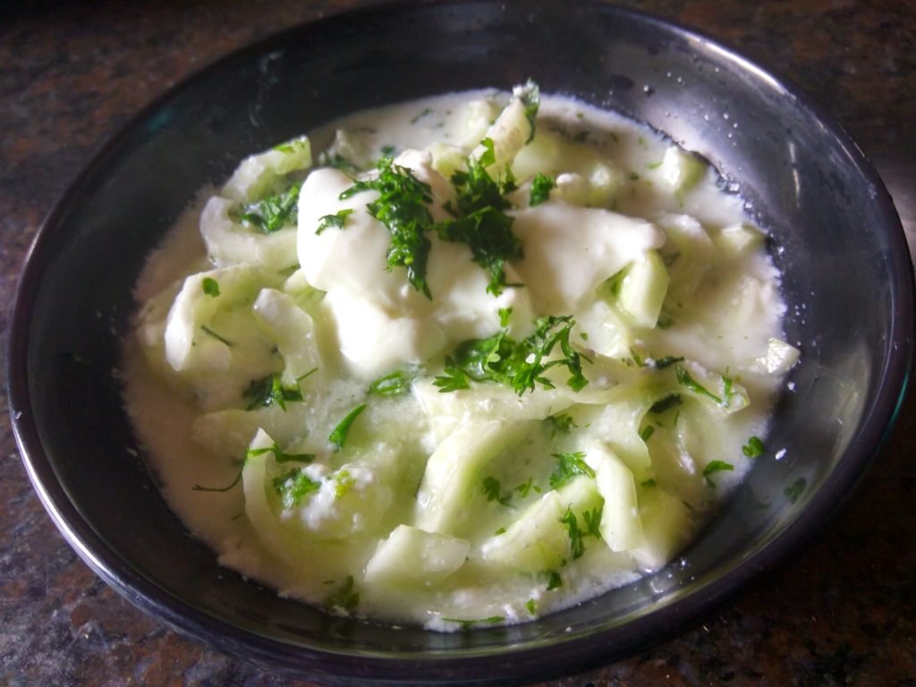 Dahi Kachumbar