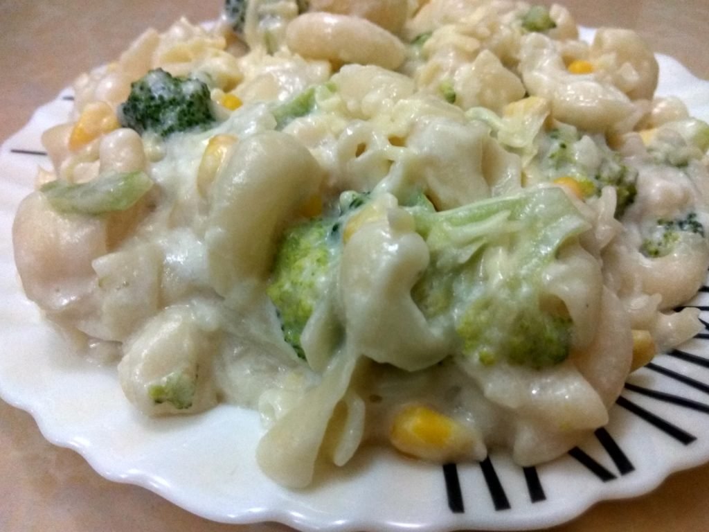 Macaroni With Cheese Corn And Broccoli