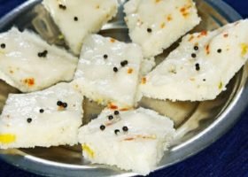 Gujarati White Dhokla (Idra / Idada)